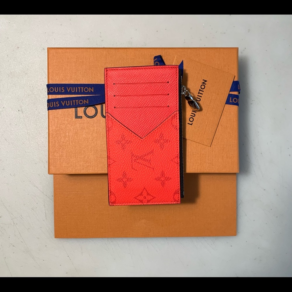Louis Vuitton Men's Wallet